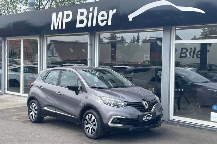 Grå Renault Captur fra 2019