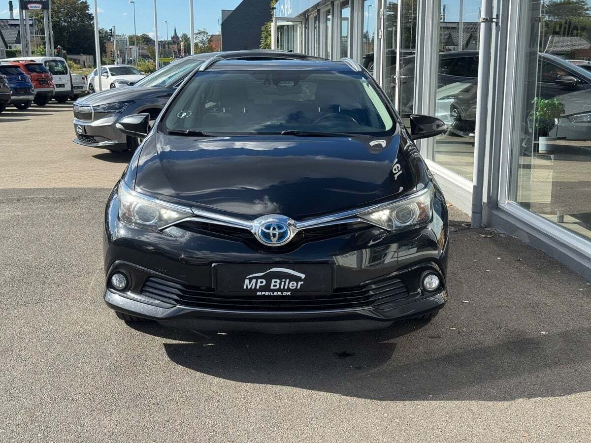 Toyota Auris 1,8 Hybrid H2 Comfort Touring Sports CVT
