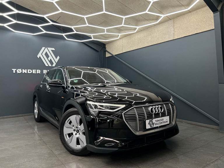 Audi e-tron 50 quattro