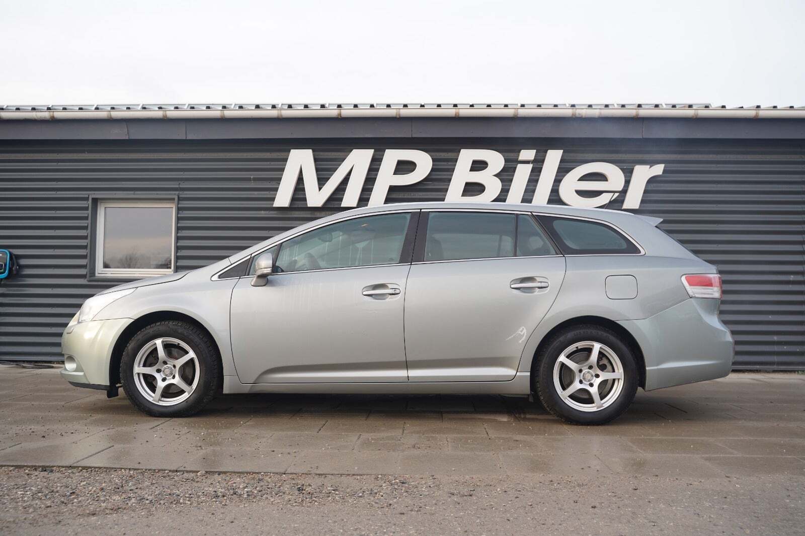 Toyota Avensis 2,0 D-4D T2 stc.