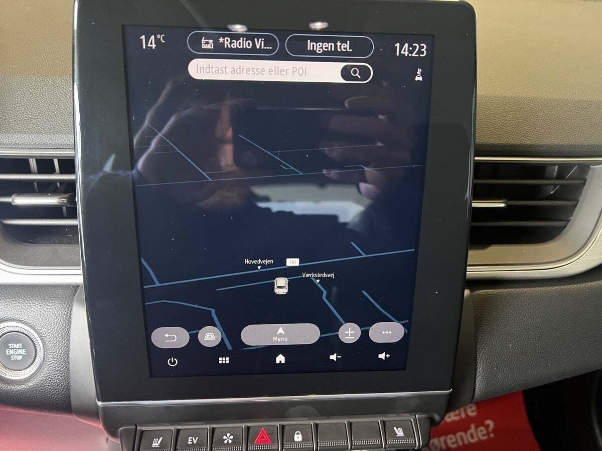 Rød Renault Captur fra 2021