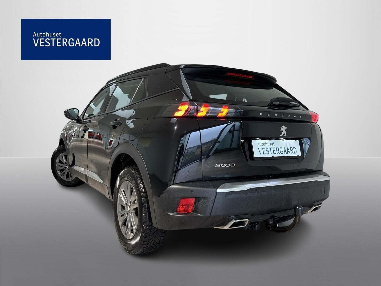 Sort Peugeot 2008 fra 2024