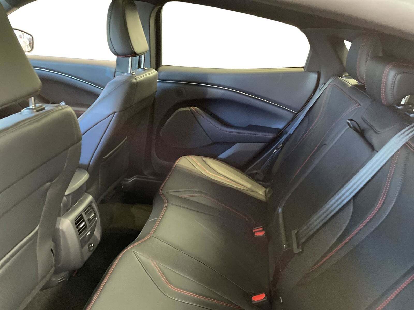 Ford Mustang Mach-E 98 Premium Extended Range AWD