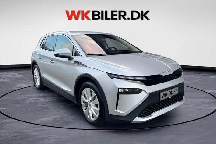 Sølv Skoda Elroq fra 2025 set udefra
