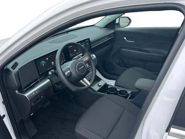 Hyundai Kona 65 EV Essential Van