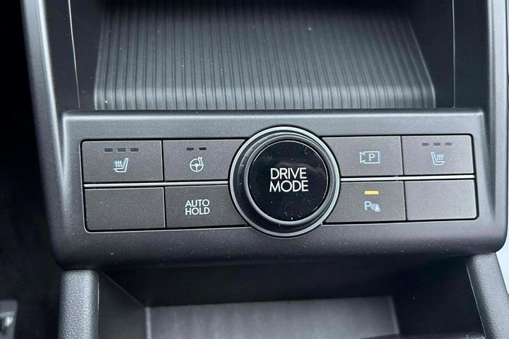 Hvid Hyundai Kona fra 2025