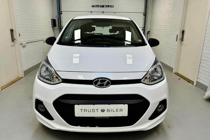 Hvid Hyundai i10 fra 2017