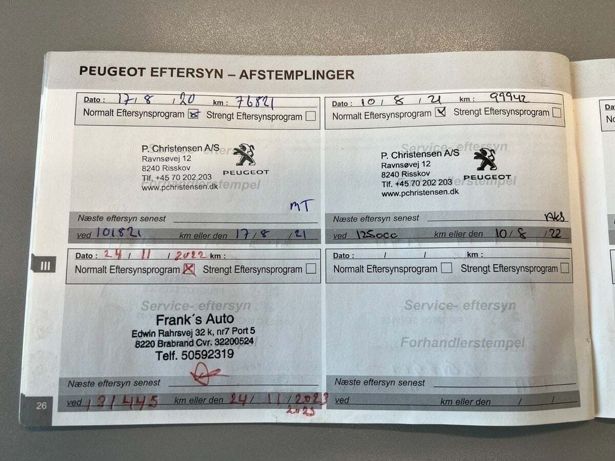 Sølv Peugeot 308 fra 2018