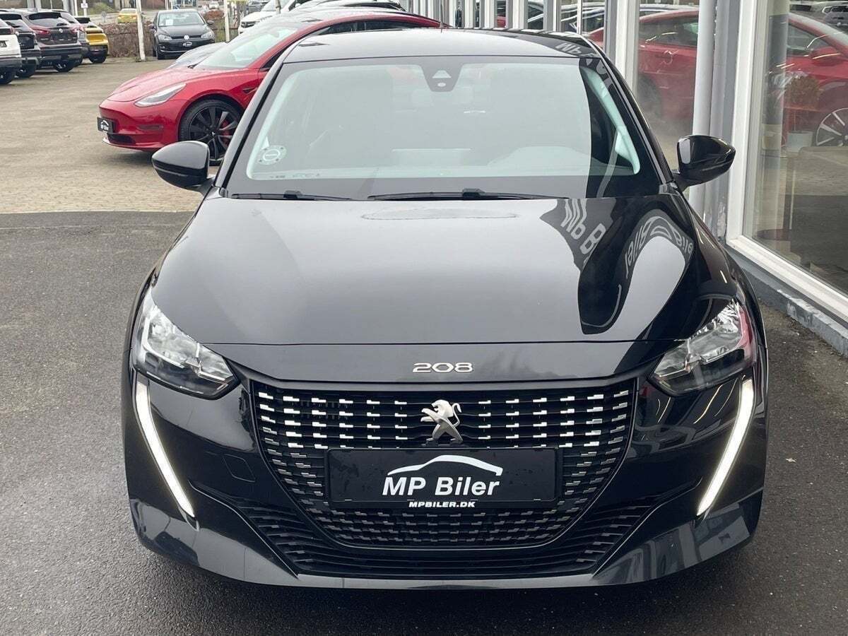 Sort Peugeot 208 fra 2020
