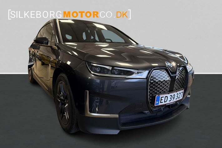 Sort BMW iX fra 2022
