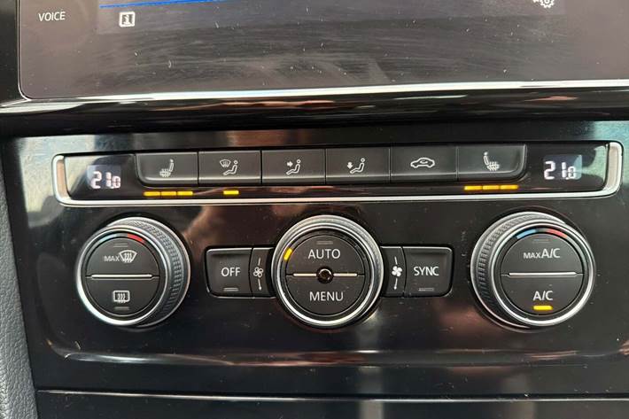 Sort VW Golf VII fra 2019