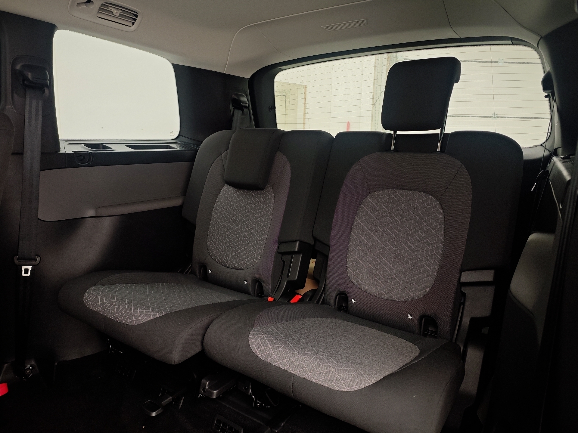 Sølv VW ID.Buzz fra 2025
