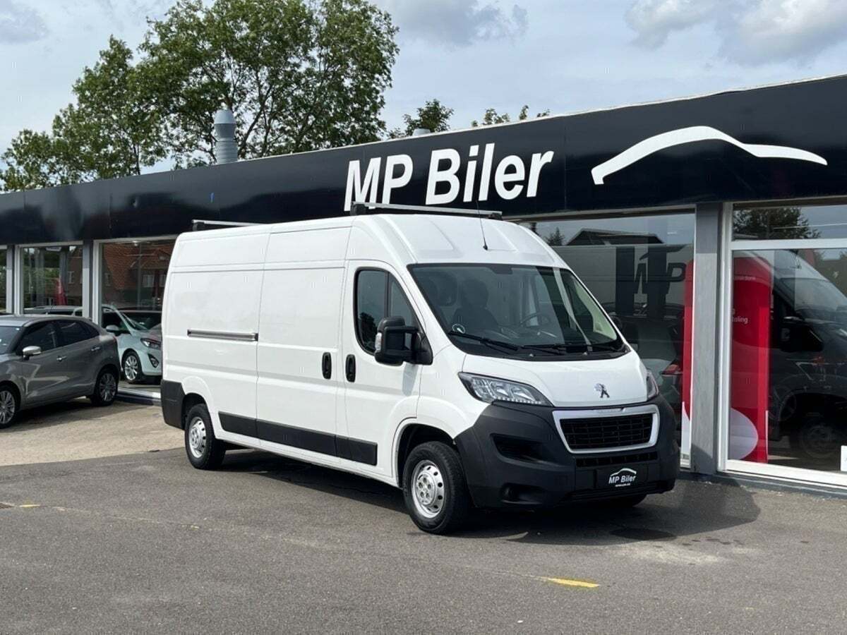 Peugeot Boxer 333 2,2 BlueHDi 140 L3H2 Premium