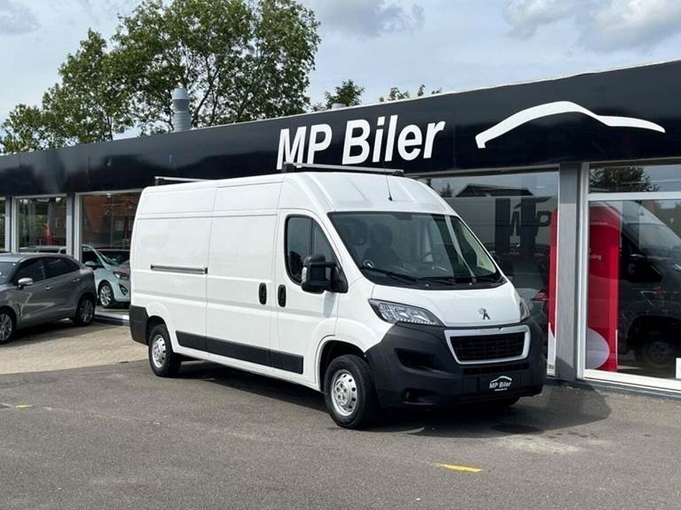 Peugeot Boxer 333 2,2 BlueHDi 165 L3H2 Premium