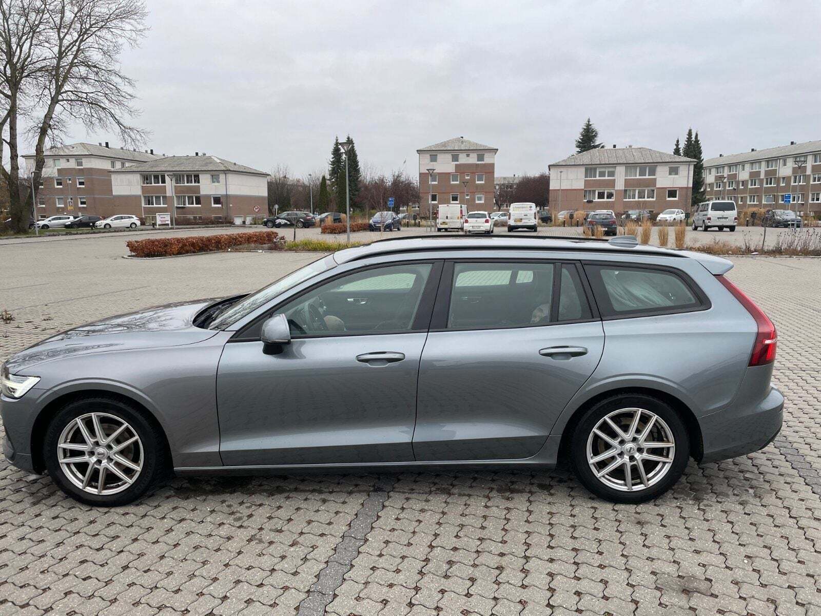 Volvo V60 2,0 D4 190 Momentum aut.
