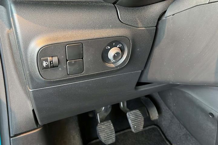 Blå Citroën C3 fra 2021