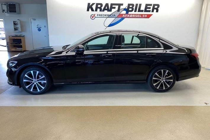 Sort Mercedes E300 e fra 2022