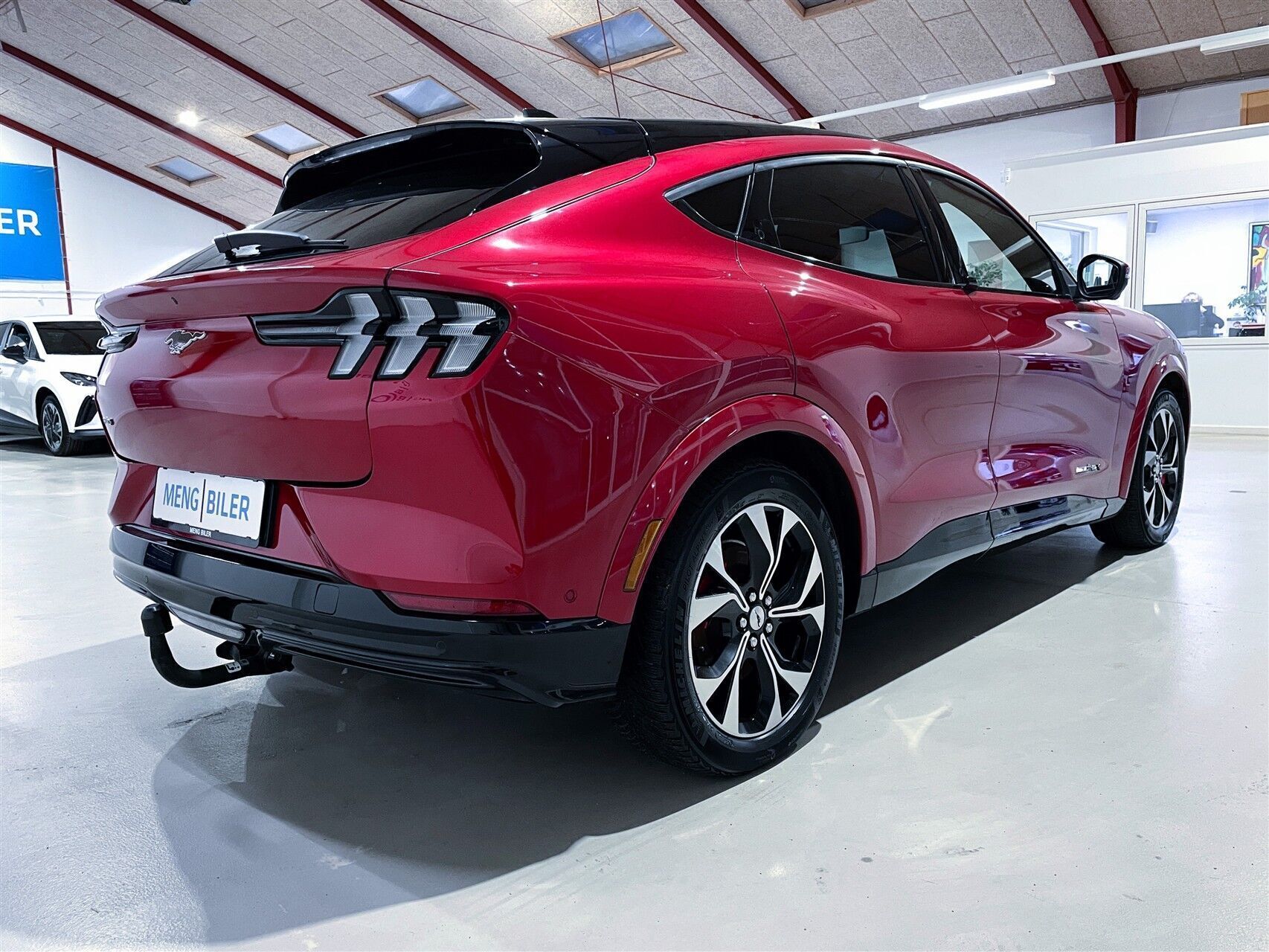 Ford Mustang Mach-E EL Extended Range First Edition AWD 371HK 5d Aut.