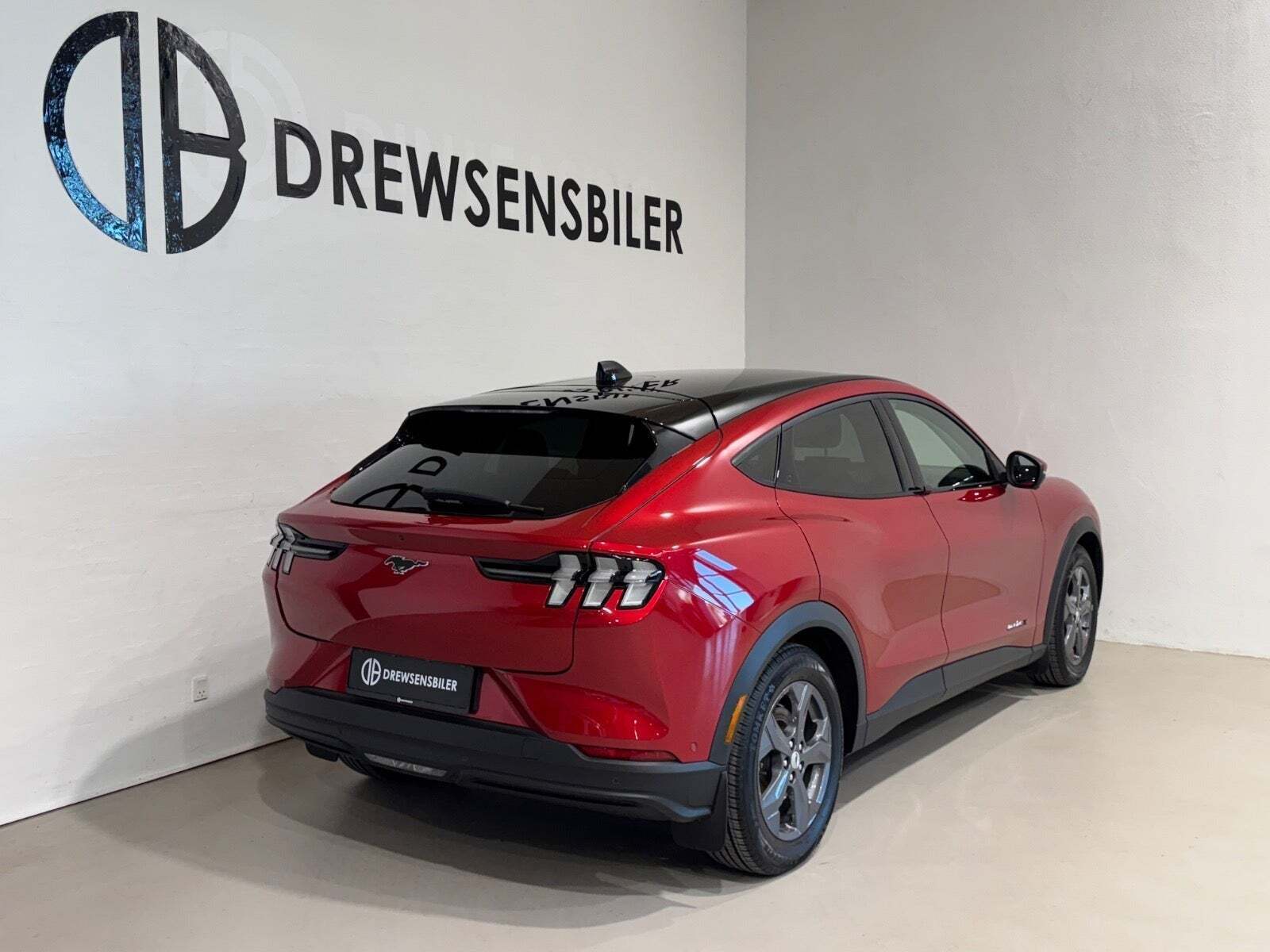 Ford Mustang Mach-E 98 Extended Range