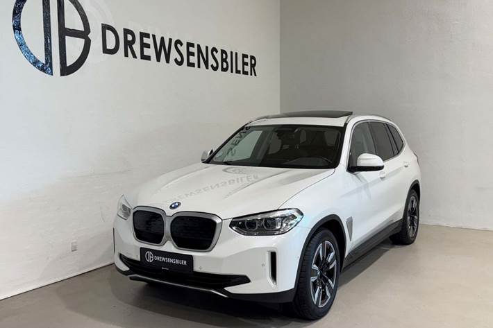 Hvid BMW iX3 fra 2021