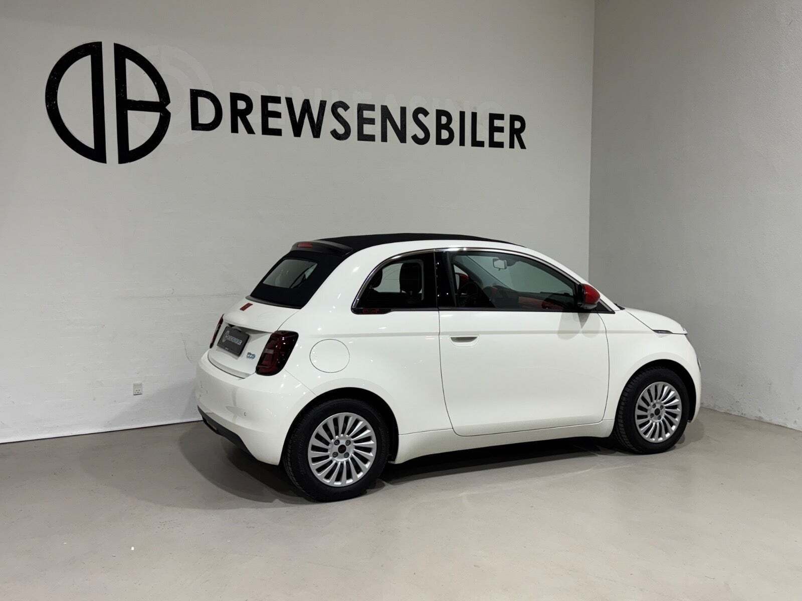 Fiat 500e 42 (RED) Cabrio