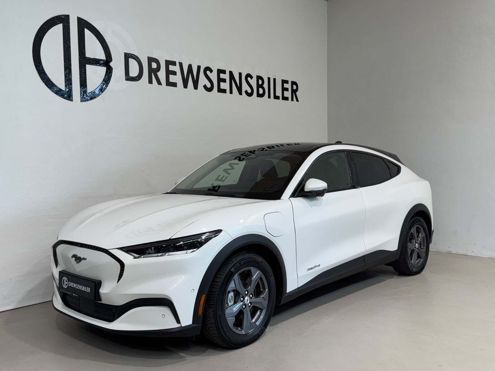 Ford Mustang Mach-E 75 Standard Range