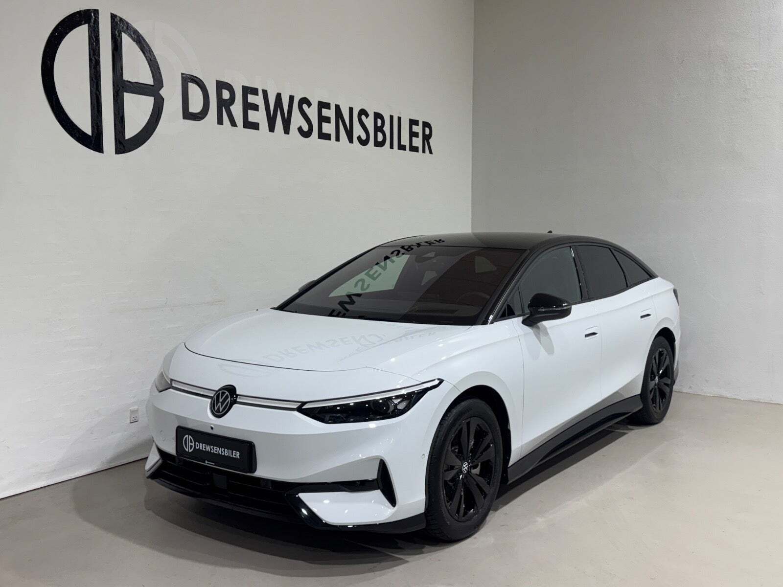 VW ID.7 77 Black Style