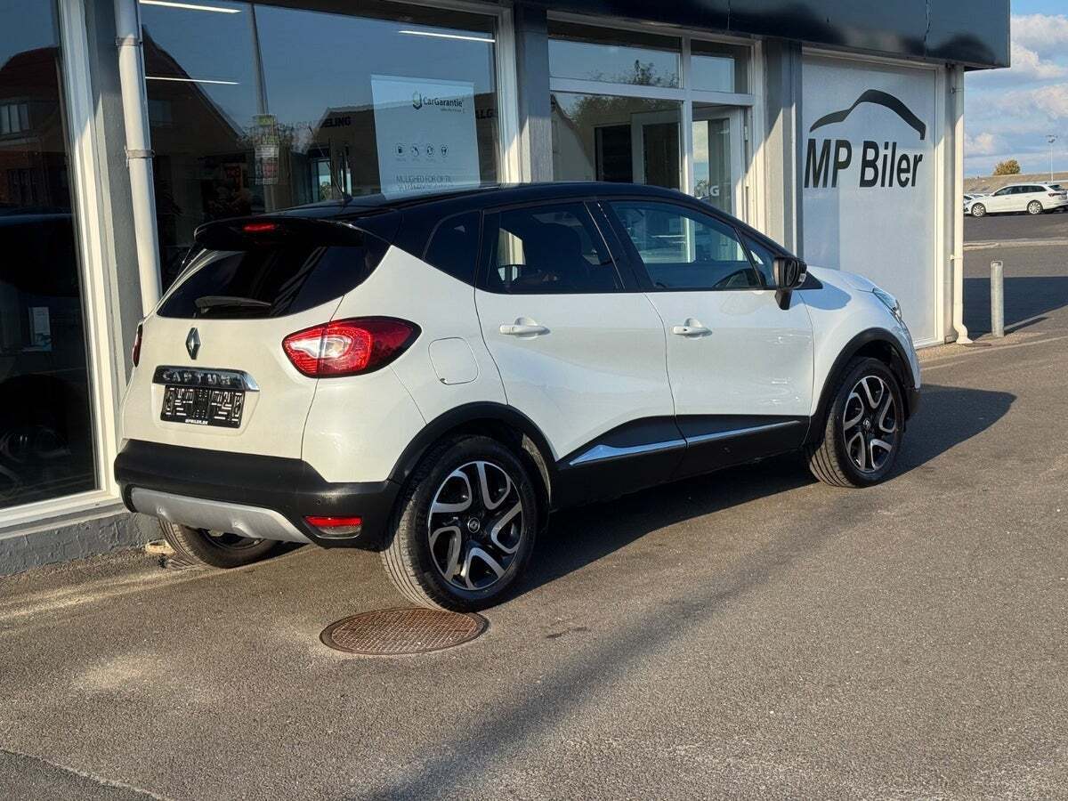 Hvid Renault Captur fra 2017