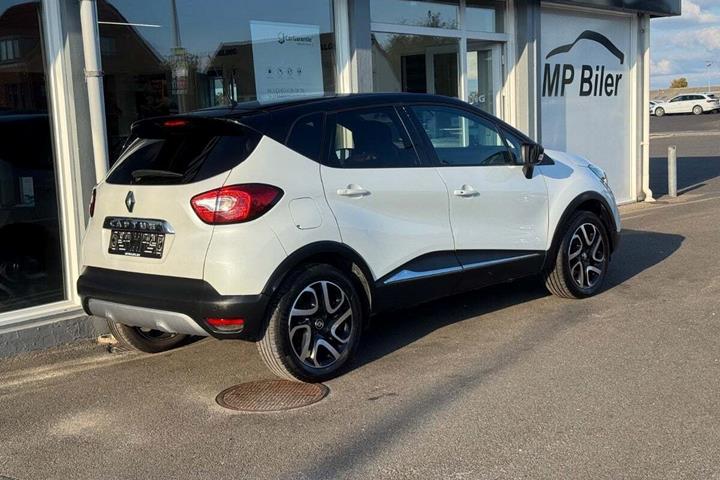 Hvid Renault Captur fra 2017