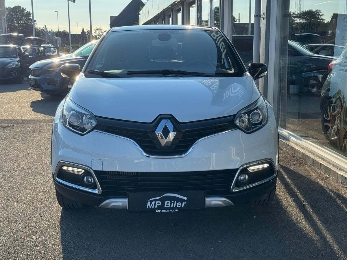 Hvid Renault Captur fra 2017