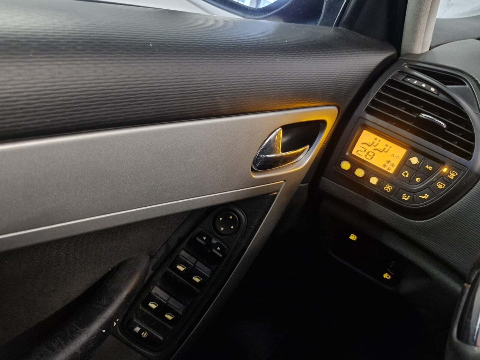 Sort Citroën Grand C4 Picasso fra 2010