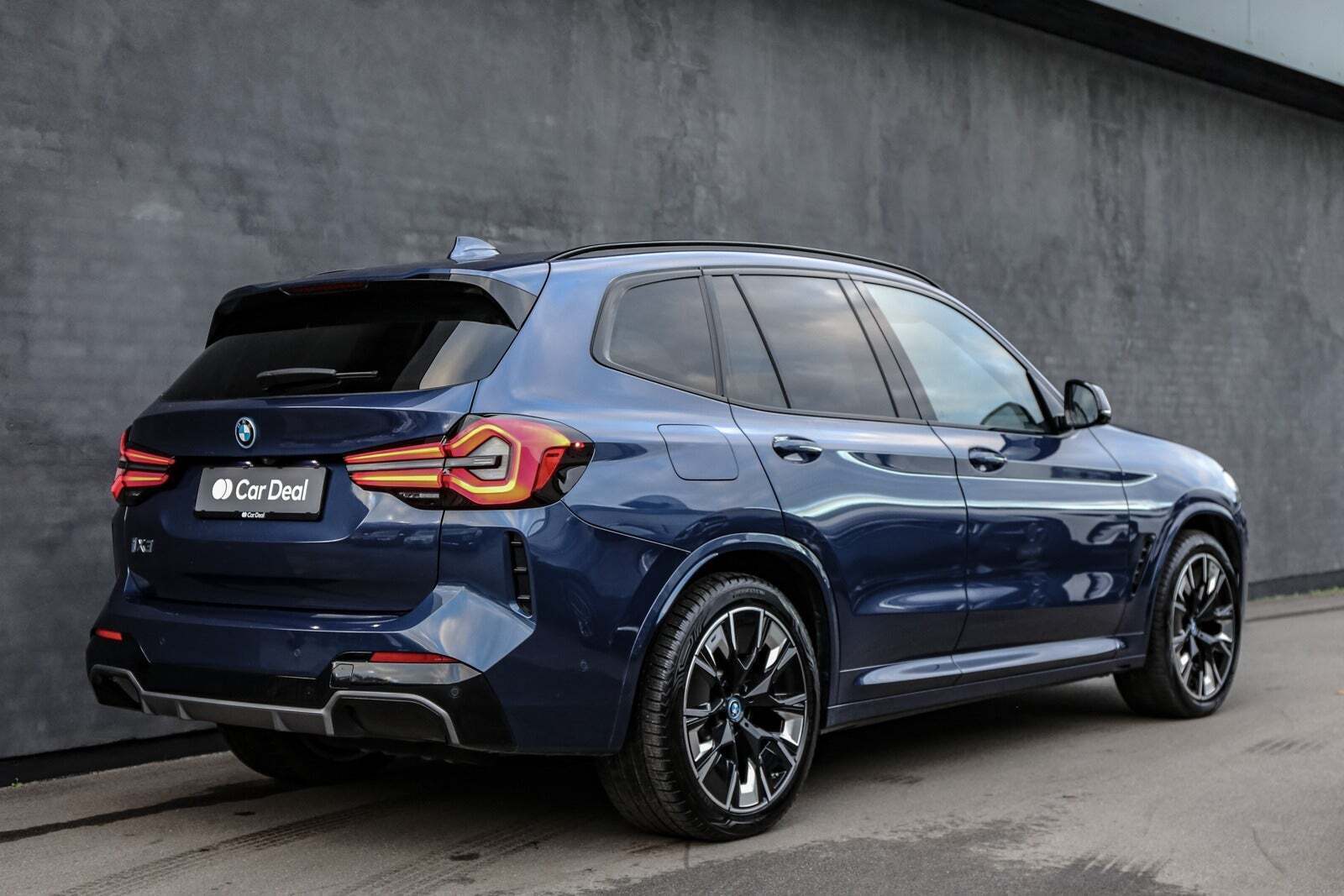 BMW iX3 Charged Plus M-Sport