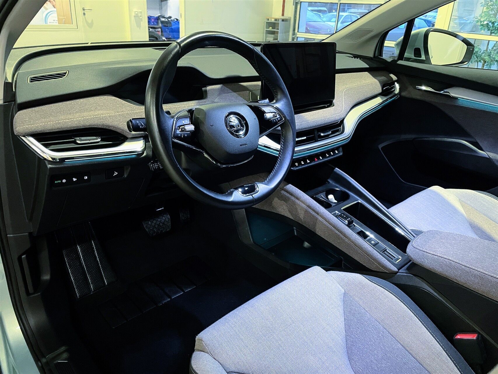 Grøn Skoda Enyaq fra 2021