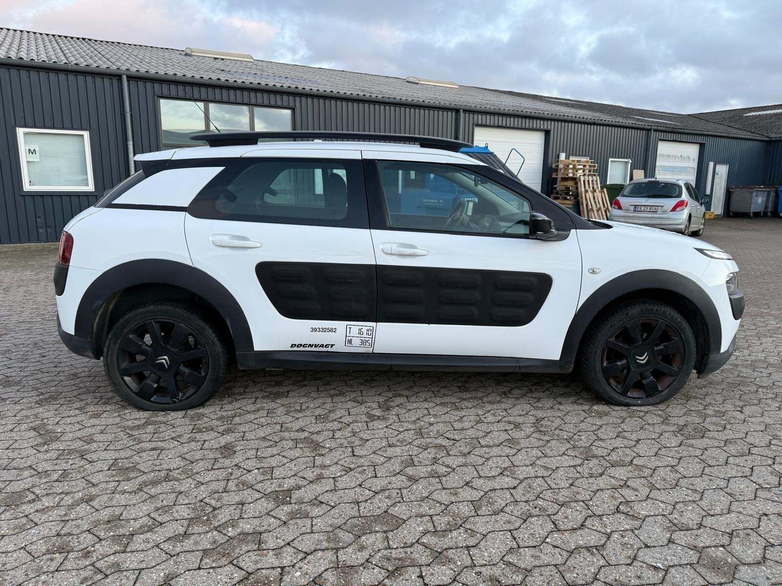 Citroën C4 Cactus 1,6 BlueHDi 100 Challenge Van