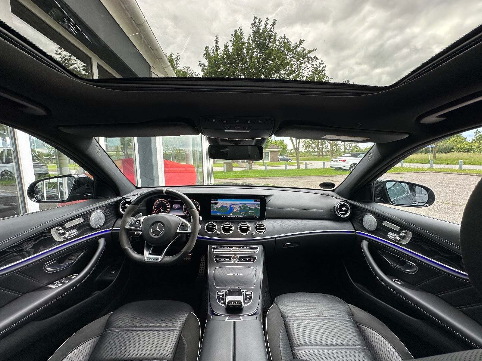 Sort Mercedes E63 fra 2018