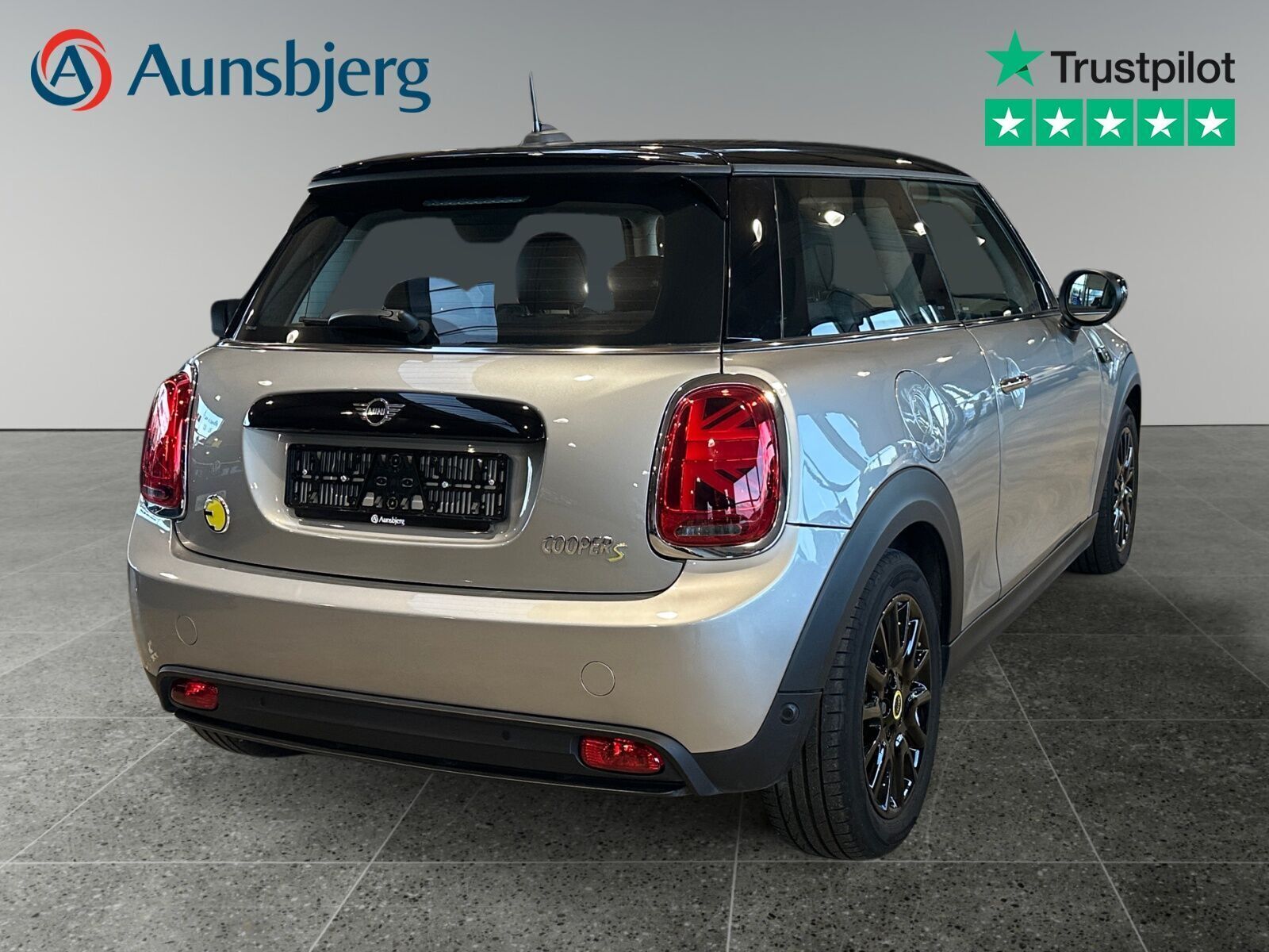 Mini Cooper SE Essential