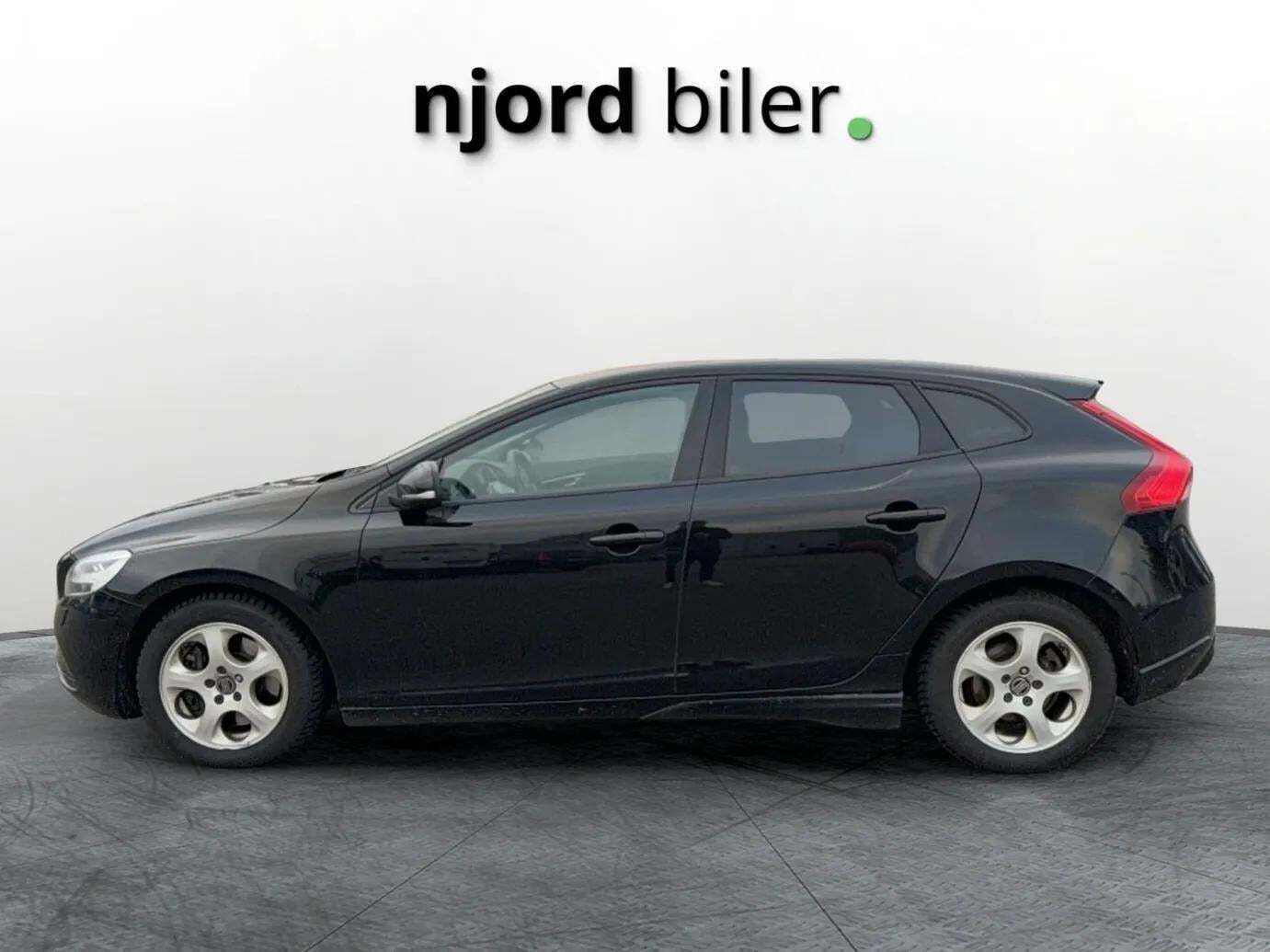 Volvo V40 2,0 D2 120 Momentum aut.