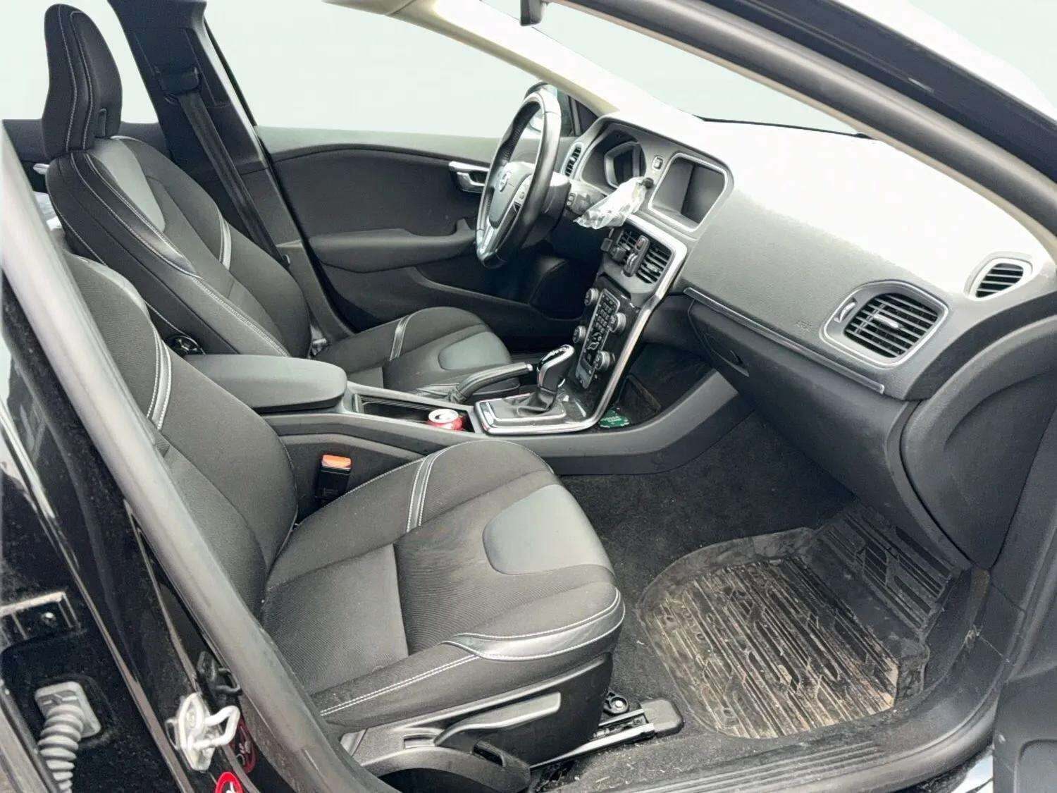 undefined Volvo V40 fra 2016