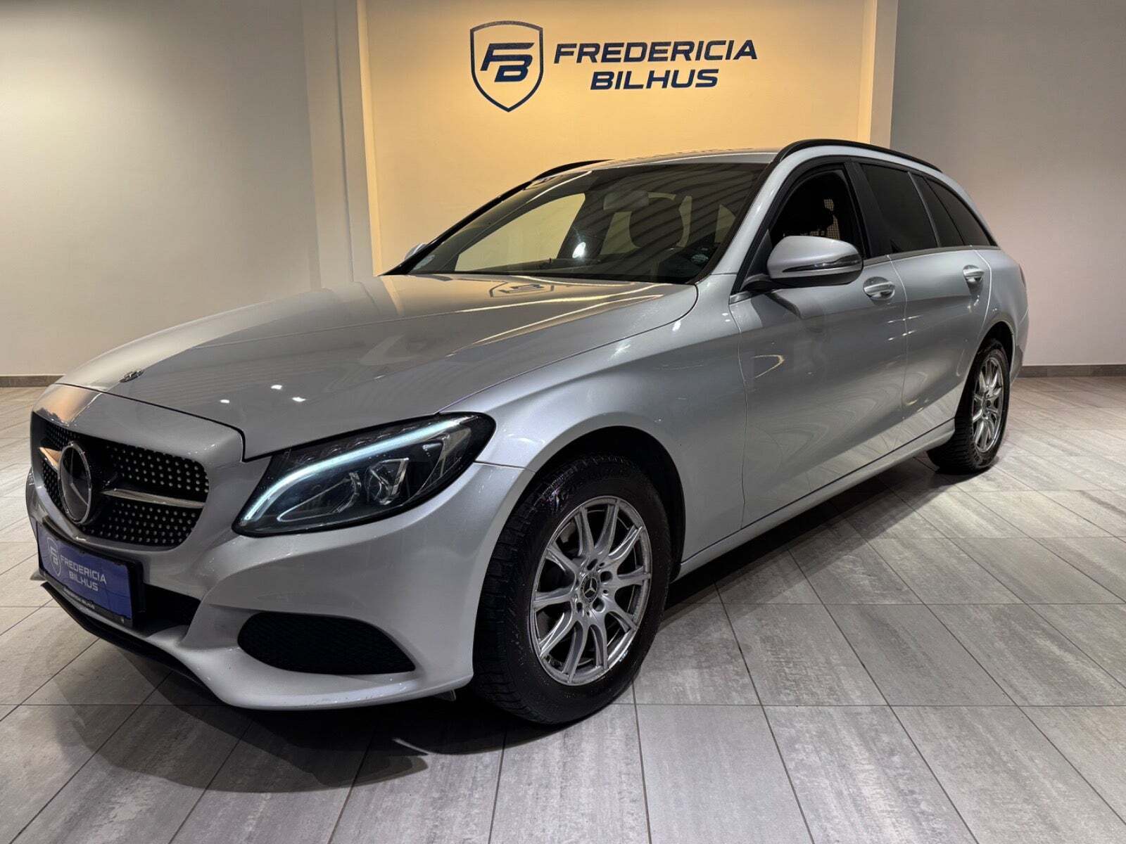 Mercedes C220 d 2,2 Avantgarde stc. aut.