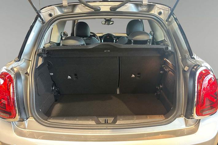 Grå Mini Cooper SE fra 2023