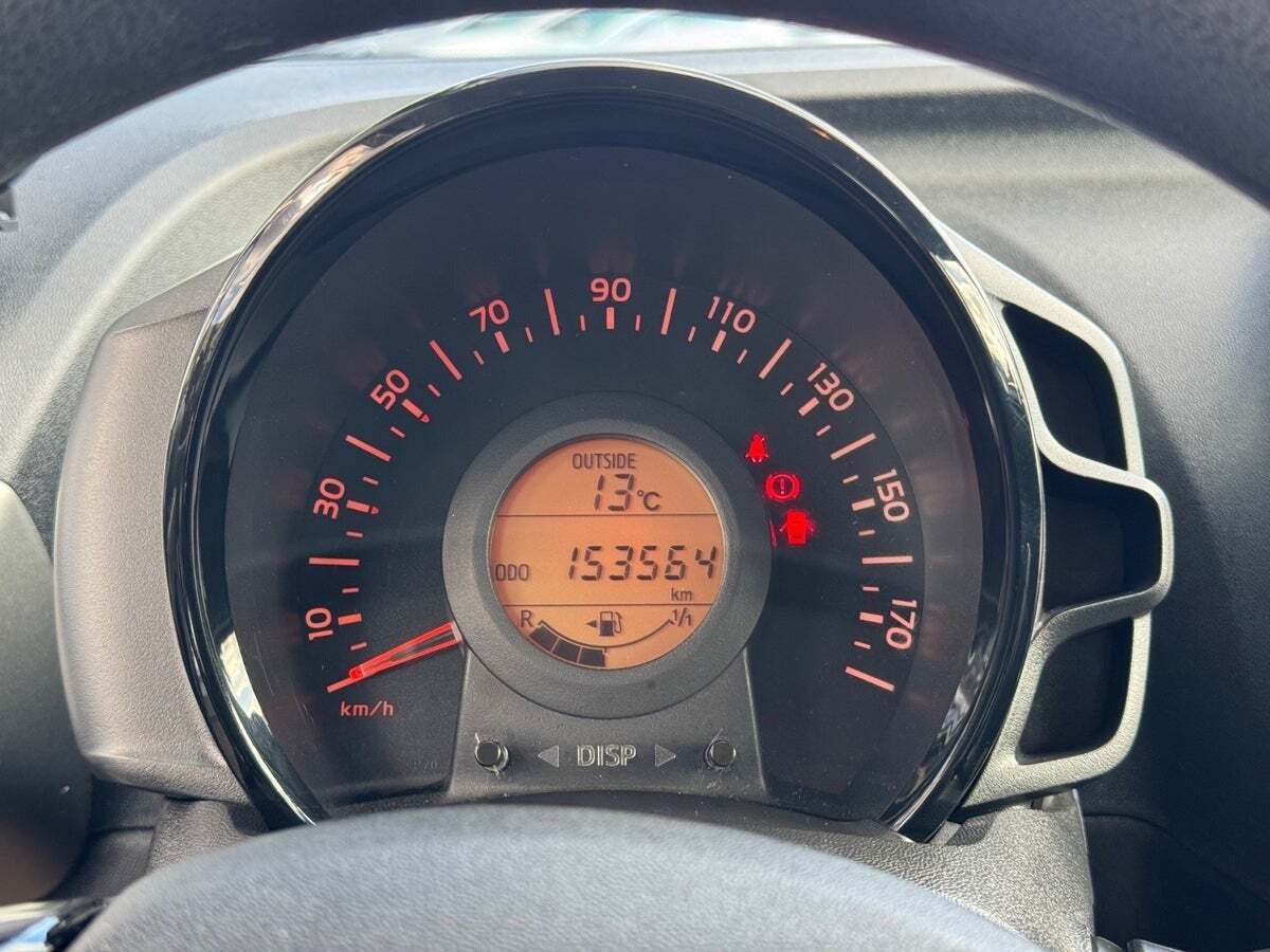 Grå Citroën C1 fra 2015