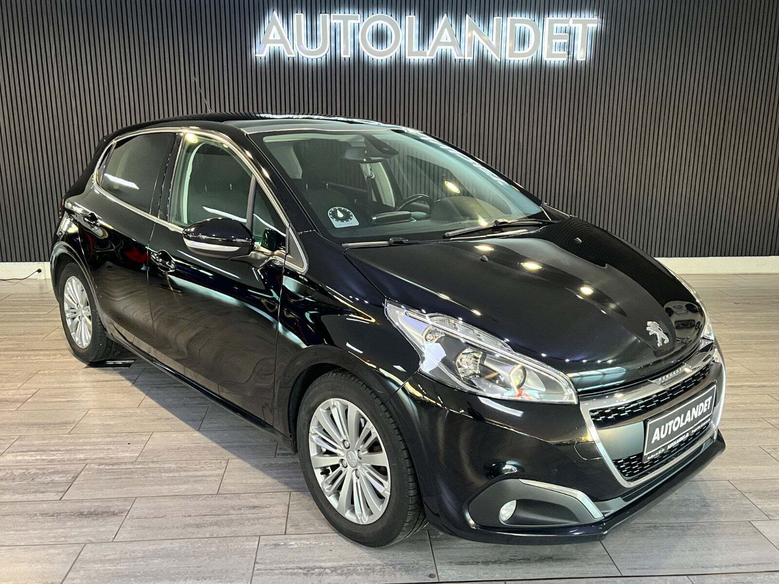 Peugeot 208 1,5 BlueHDi 100 Allure Sky