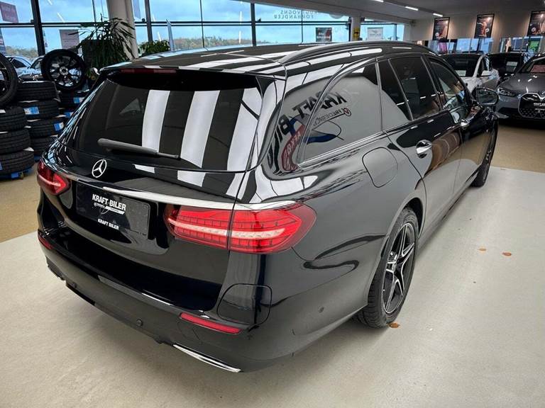 Mercedes E300 de 2,0 AMG Line stc. aut.