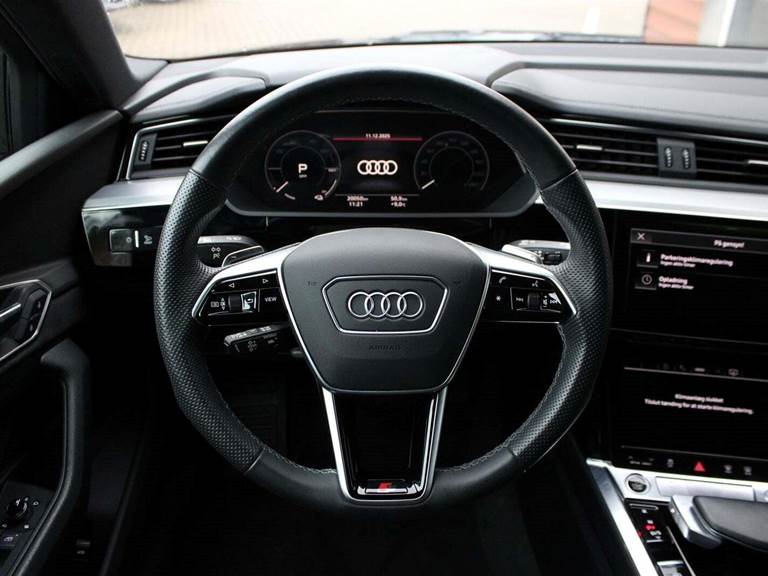 Audi e-tron 55 S-line quattro