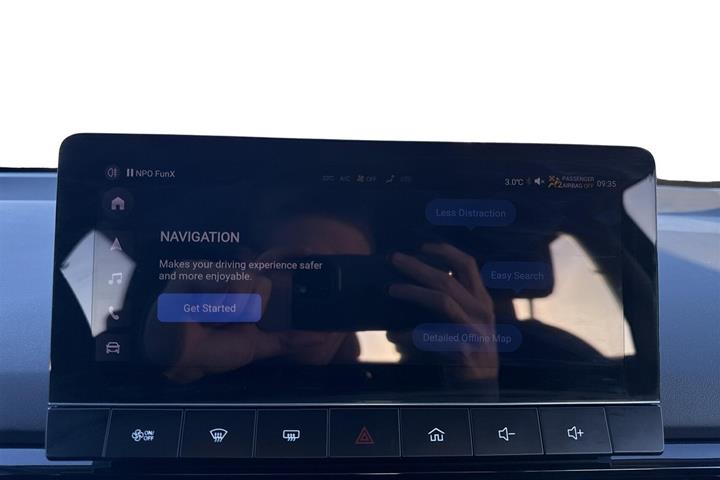 Grå MG MG4 Electric fra 2025