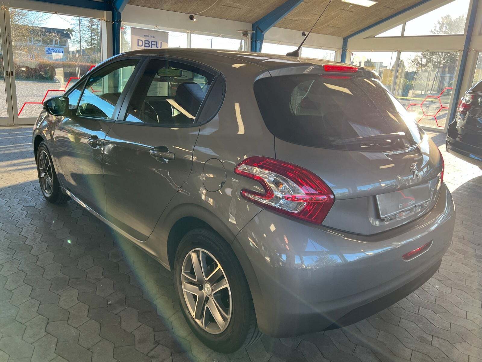 Peugeot 208 1,2 VTi Active