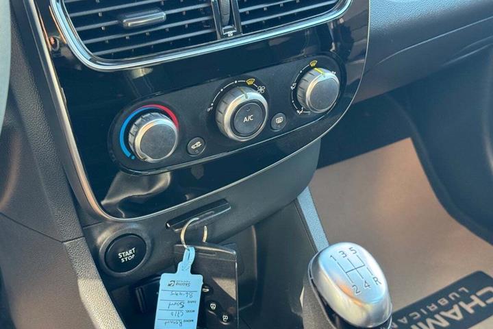 Sort Renault Clio IV fra 2019