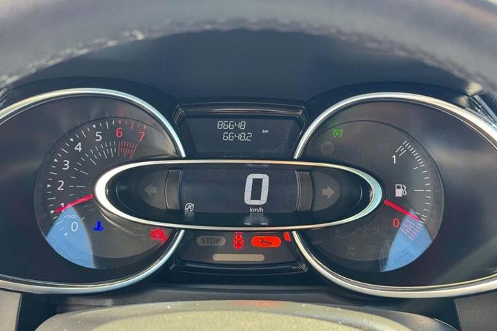 Sort Renault Clio IV fra 2019