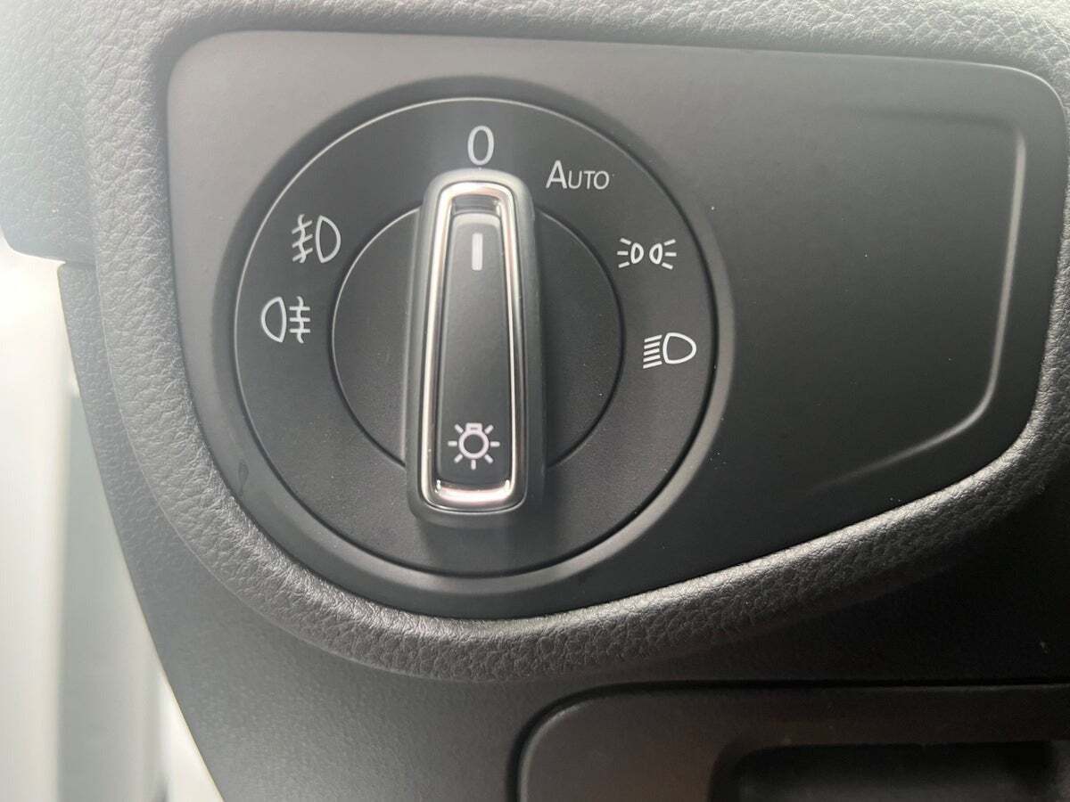 Hvid VW Golf Sportsvan fra 2019