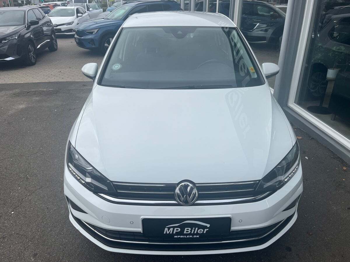 Hvid VW Golf Sportsvan fra 2019